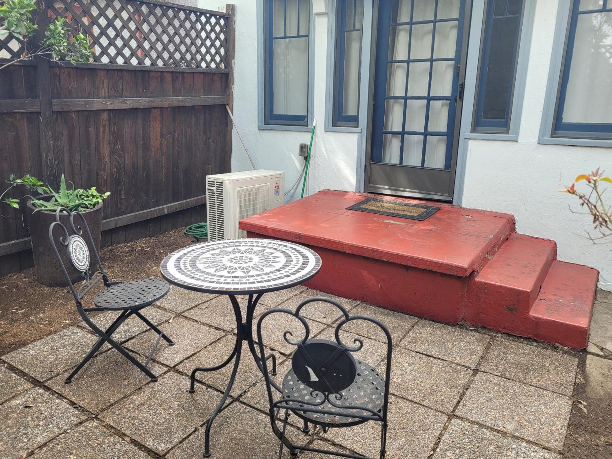 Charming With Private Patio